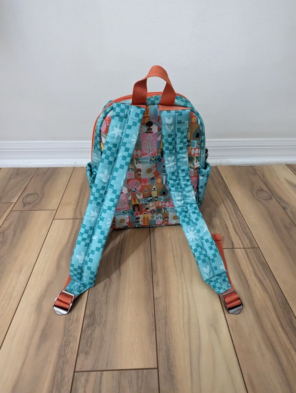 NWT! Lug X Disney It's A Small World Small Backpack - Picture 6 of 16